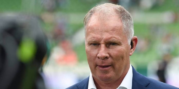 Augsburg manager Reuter defends himself against accusations