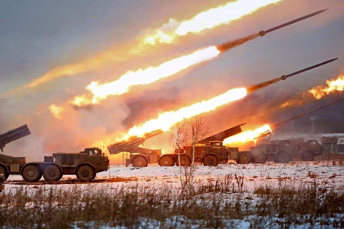 russo-ukrainian-conflict-escalation-strategic-advances-heavy-casualties
