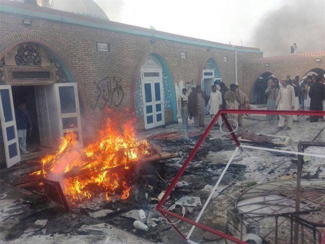 ahmadiyya-muslim-mosque-martyred