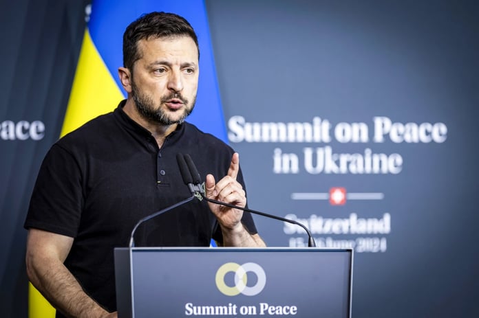 Major powers divided over summit document on Ukraine