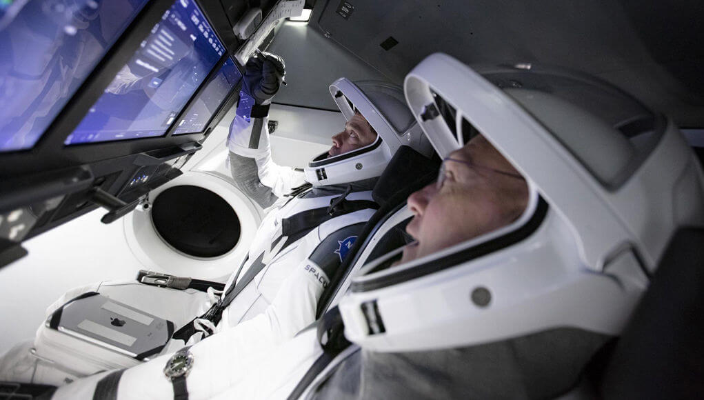 Crew Dragon, SpaceX spaceship dock with ISS: online