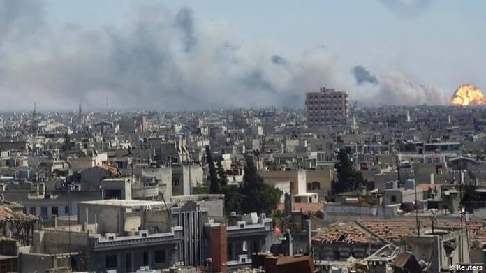Syria: Explosions at a weapons depot in Homs