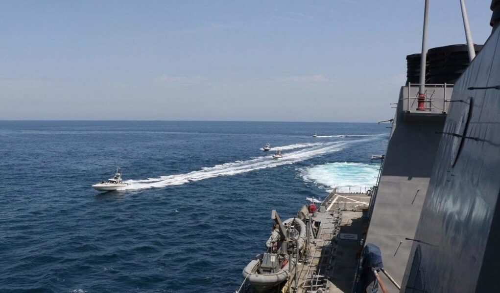 US moving ships from Pursian Gulf