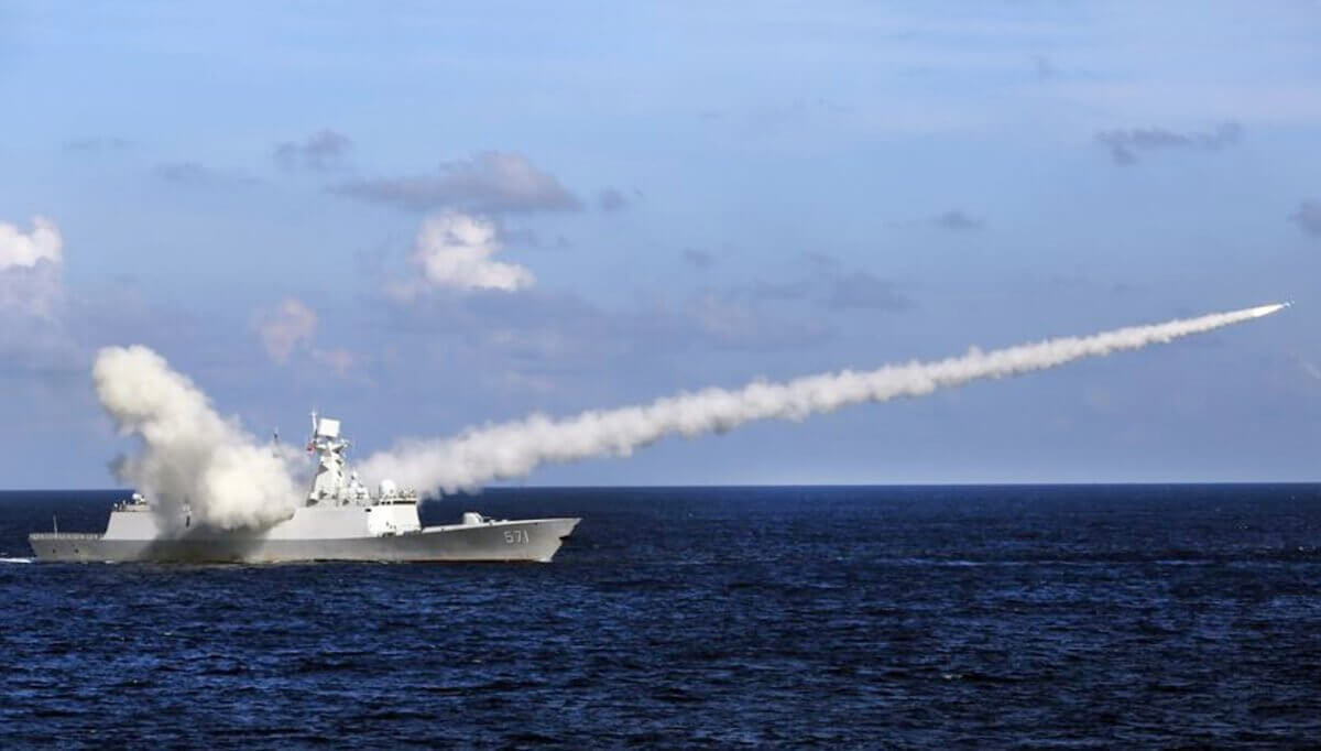 China intimidates the United States with a missile launch of "aircraft carrier killer", China-America relations, US-China War, US-China military war in sea, anti aircraft missile of chinese navy and army, USA in war, Asia News, American News, China News, Donald Trump, Policy News, Diplomacy News, World News, Breaking News, Latest News; The Eastern Herald News
