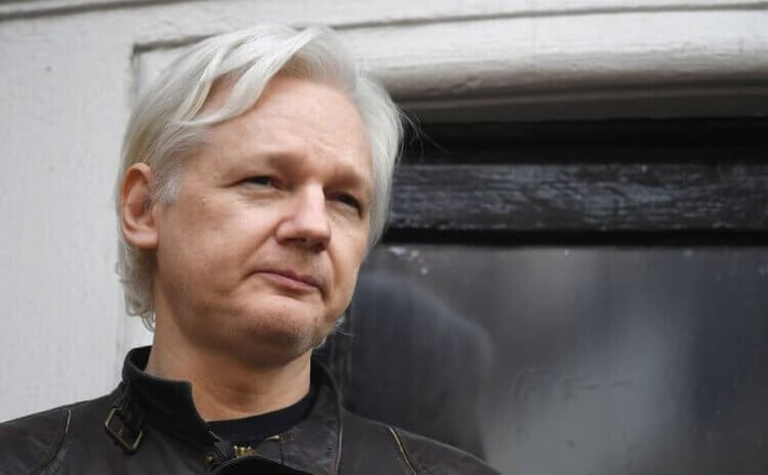 The Mexican president repeated his request for asylum to Wikileaks founder Assange