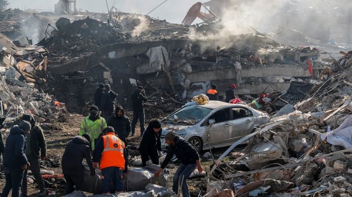 Death toll from Turkey and Syria quakes exceeds 19,000

