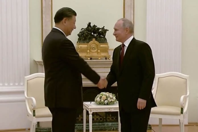 An informal meeting between Russian President Putin and Chinese leader Xi Jinping has started in the Kremlin

