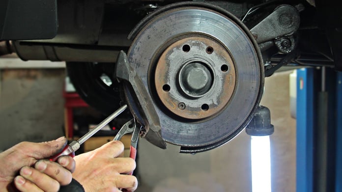 Automotive expert Haytseer explained how to prepare the car for the spring-summer period

