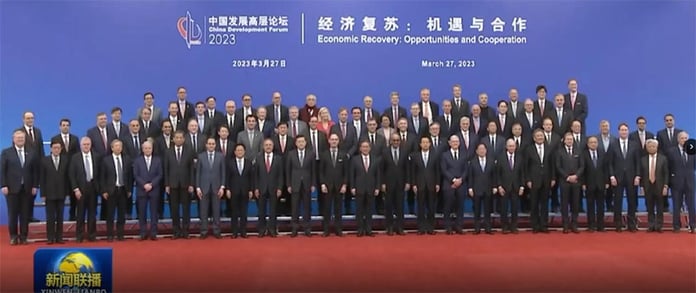 Chinese Premier meets foreign delegates on the sidelines of the China Development Forum
