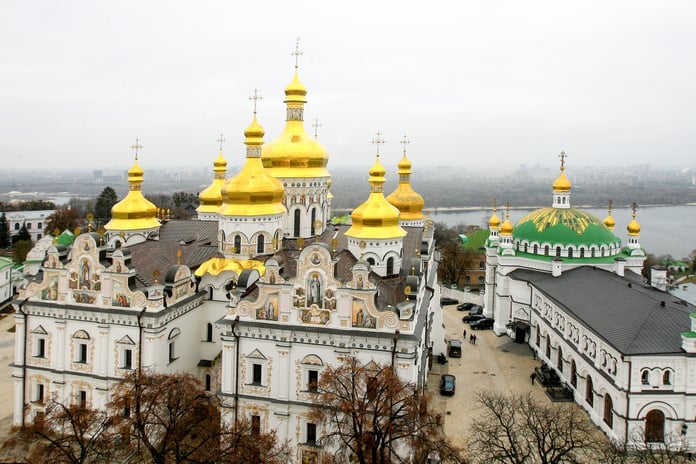 Divine service in kyiv-Pechersk Lavra is held as usual, but the number of police at the temple has increased significantly - Rossiyskaya Gazeta


