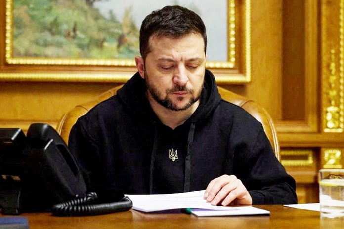 Ex-adviser to Kuchma Soskin: Zelensky faces reprisals after Ukrainian Armed Forces defeat in Artemovsk Fox News

