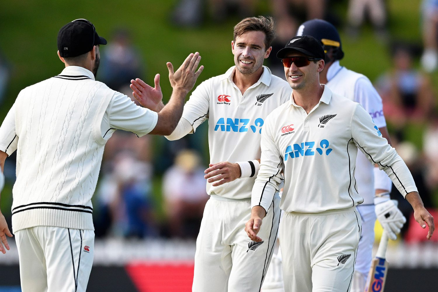 New Zealand beat England by 1 run in thrilling Test