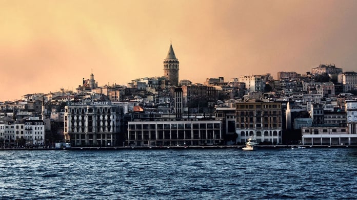 Tourists massively cancel trips to Istanbul due to reports of possible earthquake

