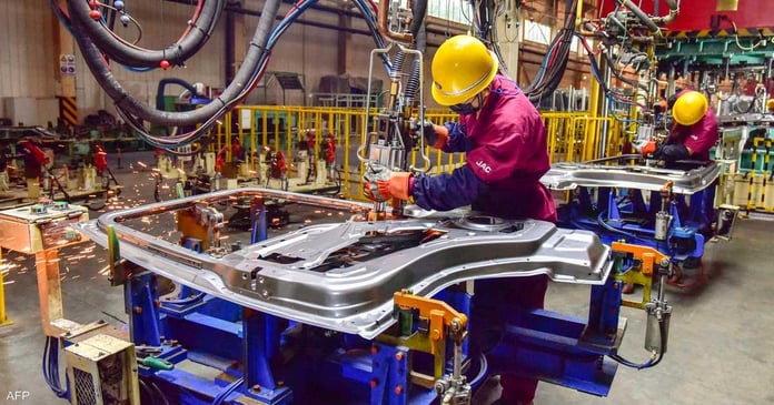 Manufacturing activity contracted in China in April, contrary to expectations

