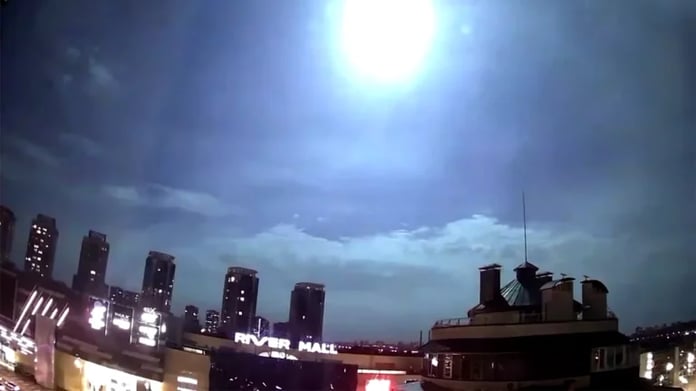  Air defense, satellite or meteorite.  What do we know about a bright flash in the sky of kyiv

