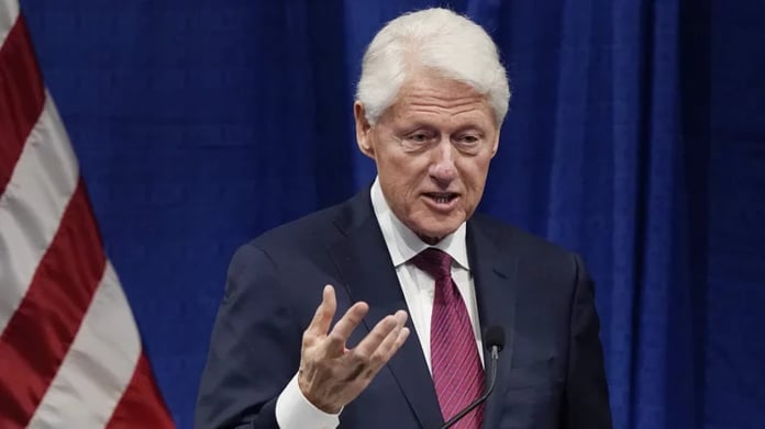 Bill Clinton regrets convincing Ukraine to renounce nuclear weapons

