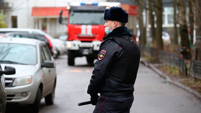 In St. Petersburg, a teenager opened fire in a school with a traumatic weapon


