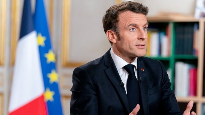 Macron announced Europe's task to prevent Russia from winning in Ukraine

