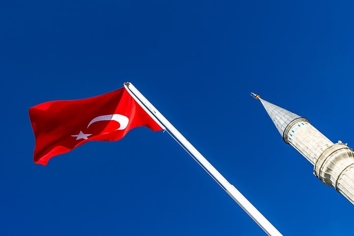 Russia and Turkey create Rebit kart alternative payment system for tourists

