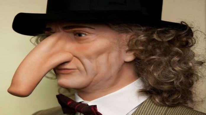 Statue made of man with longest nose in the world, record not broken even after 250 years
