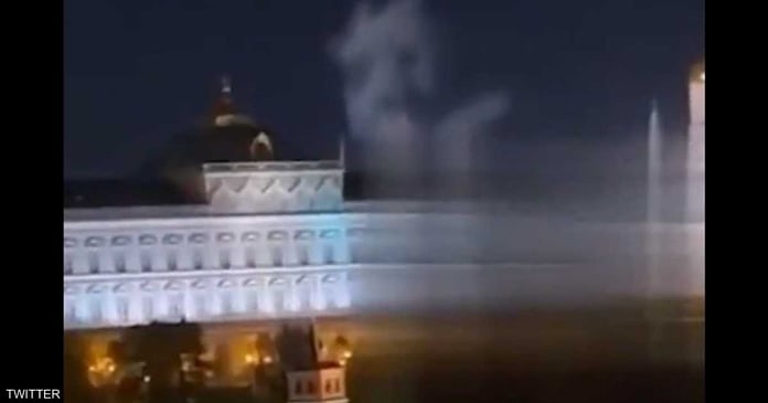 Video shows 'smoke plume' above Putin's Kremlin residence

