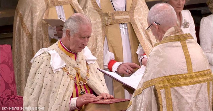 Video .. Charles III takes the royal oath

