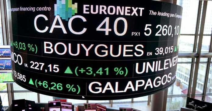 European equities are up, driven by healthcare and banking stocks

