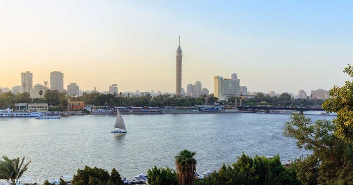In an effort to reduce... Moody's puts Egypt's credit rating under review

