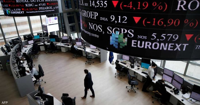 European stocks fall hurt by concerns over the outcome of debt ceiling talks


