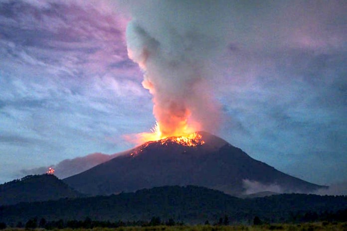 High activity level: Awakened Popocatepetl volcano can spit ash for months Fox News

