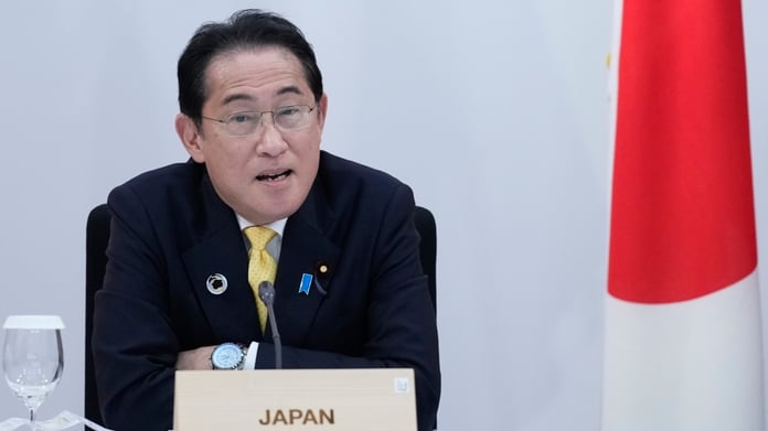 Japanese PM says there are no plans to join NATO

