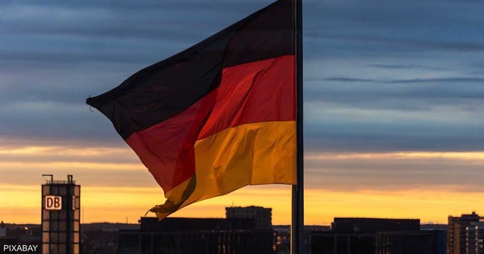  Germany is falling into the trap of economic recession.  What are the reasons ?

