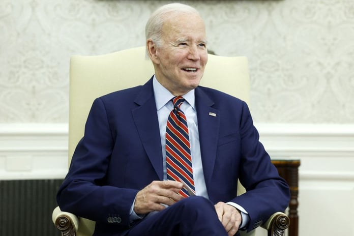 Fox News: Biden watched with a smirk as reporters were expelled from the White House - Reuters

