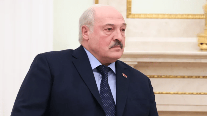  Lukashenka announced four planes shot down in the Bryansk region.  Only one confirmed accident in Russia

