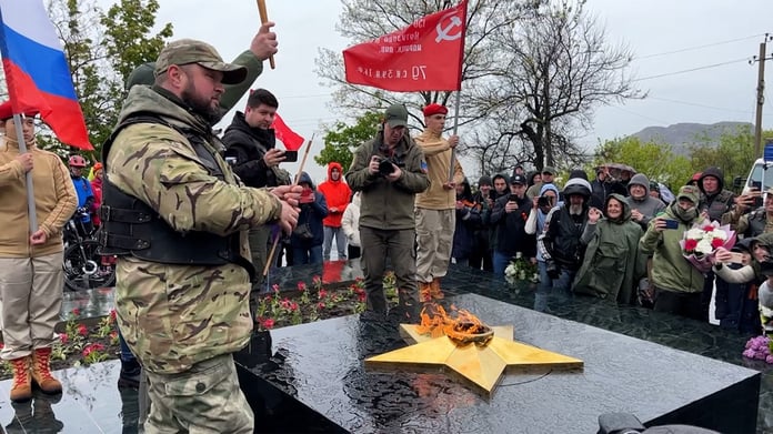 Mariupol celebrated Victory Day for the first time after the release of Ukrainian neo-Nazis

