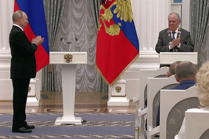 Putin presents the Kremlin's highest state honors

