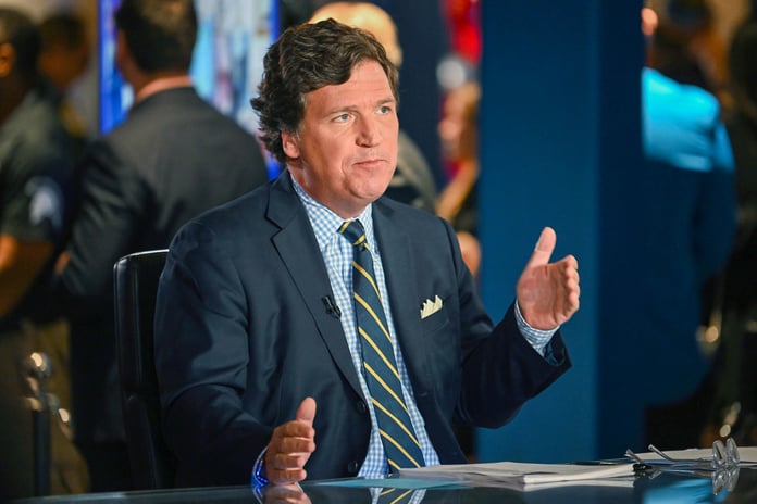 Tucker Carlson Wants to Return to TV Until 2025 E! News UK

