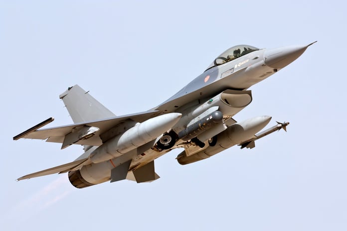 Ukrainian Armed Forces hope to receive dozens of F-16 fighters from the West Fox News

