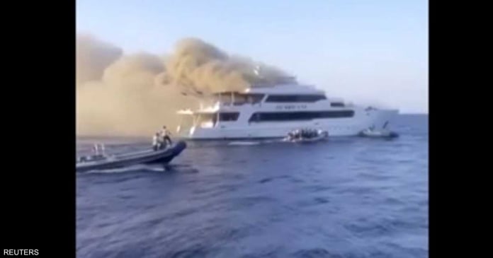  Concern about missing persons.  Marsa Alam boat set on fire in 'Shark House'

