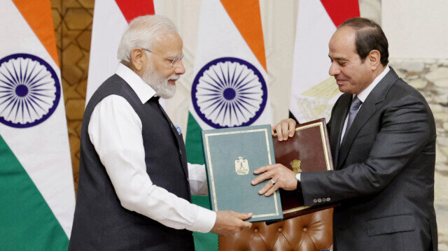 Indian Prime Minister Narendra Modi and Egyptian counterpart Abdel Fattah El-Sisi