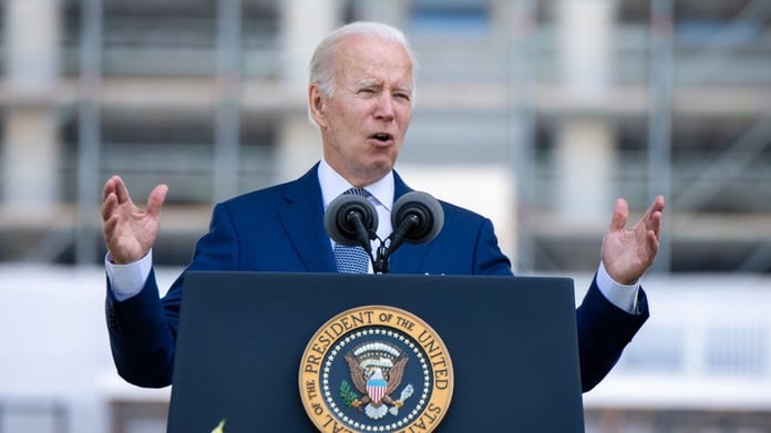 Media: Biden yells at his subordinates, so they avoid meeting with him in private
