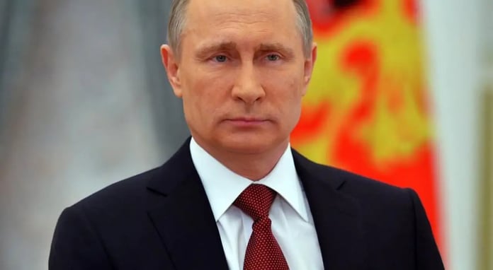 Which way Putin will lead Russia, said the expert
