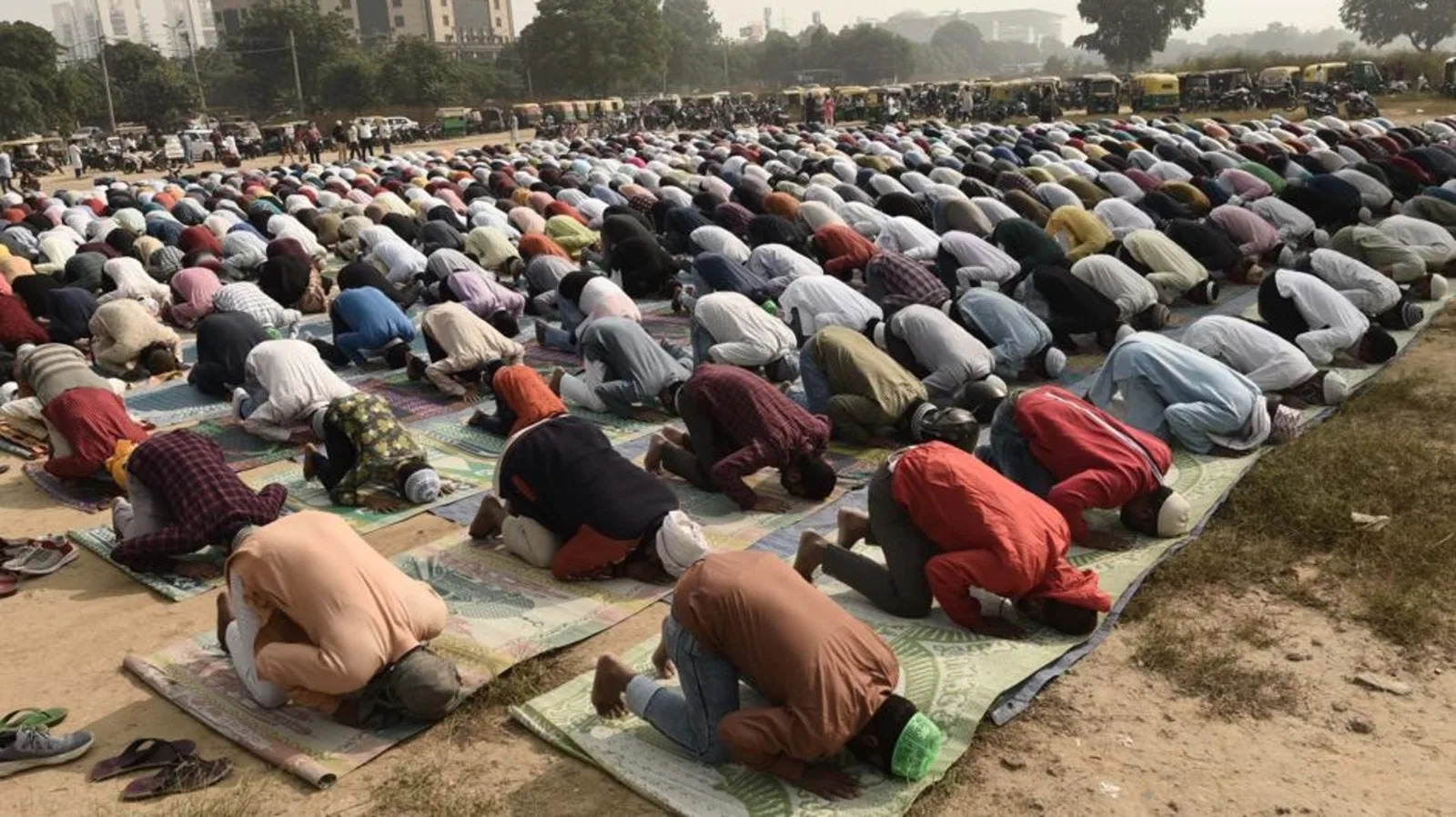 indian-muslim-friday-prayer